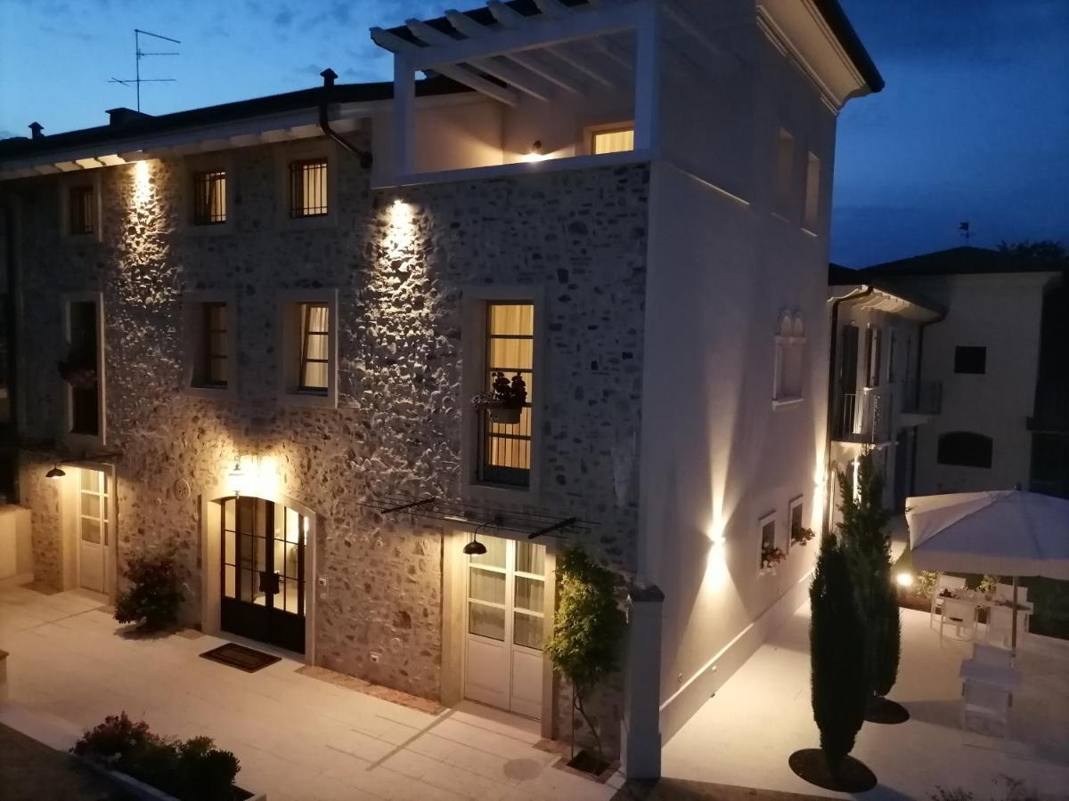 Relais Ca' Morenica Valeggio sul Mincio Bagian luar foto