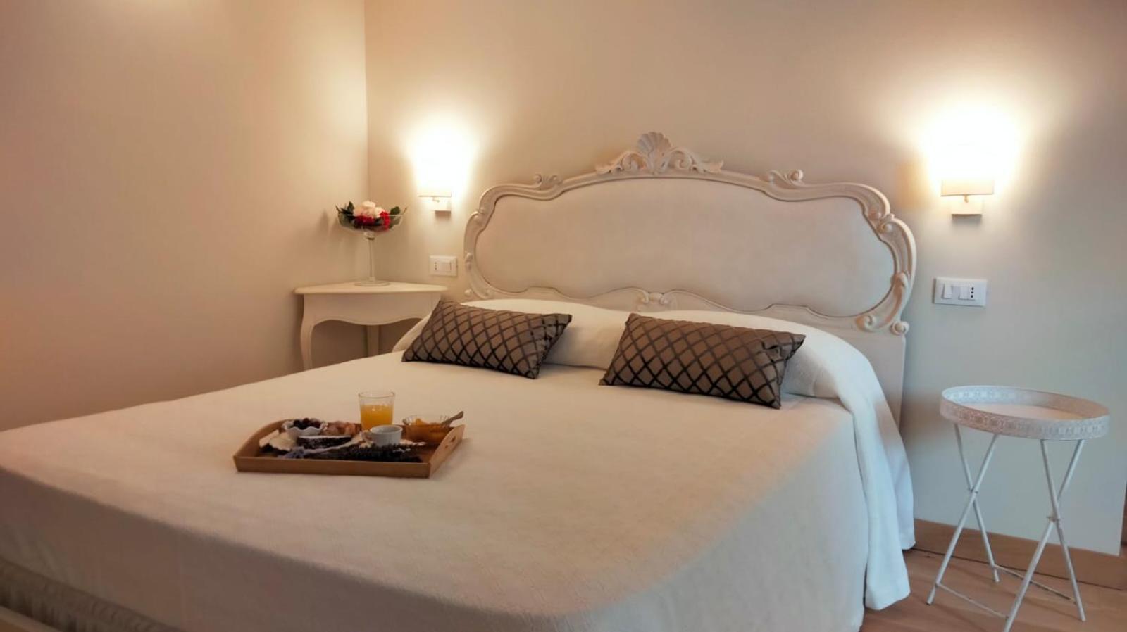 Relais Ca' Morenica Valeggio sul Mincio Bagian luar foto