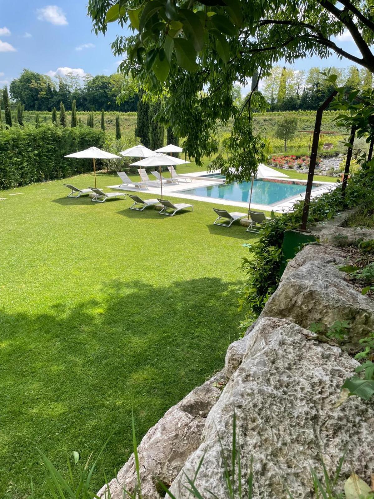 Relais Ca' Morenica Valeggio sul Mincio Bagian luar foto